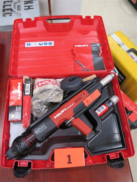 Hilti DX 351-CT Powder Actuated Fastening Tool w/Accessories - Oahu Auctions