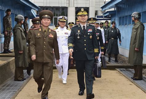 Koreas holding military talks to reduce tensions on border - The Mainichi