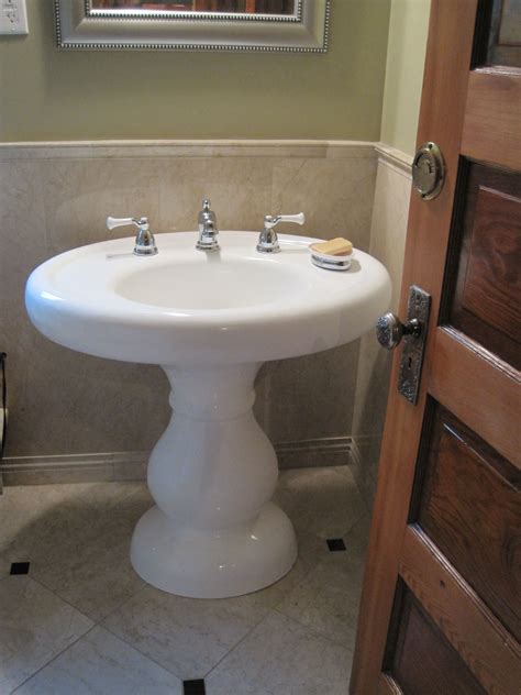 antique porcelain sinks | Porcelain sinks, Bathroom renovations, Sink