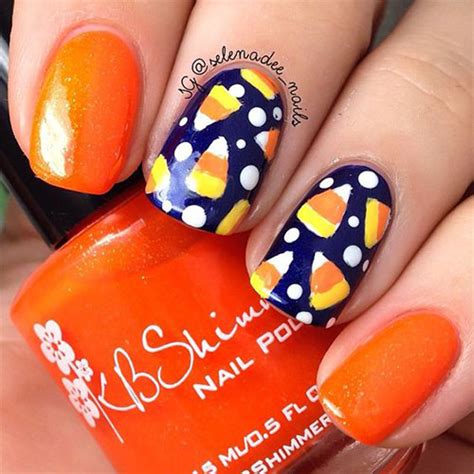 15+ Halloween Candy Corn Nails Art Designs & Ideas 2017 | Fabulous Nail ...