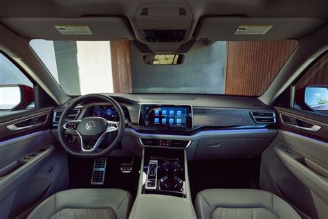 First Look: 2024 Volkswagen Atlas Gets an Interior Makeover, New Engine ...