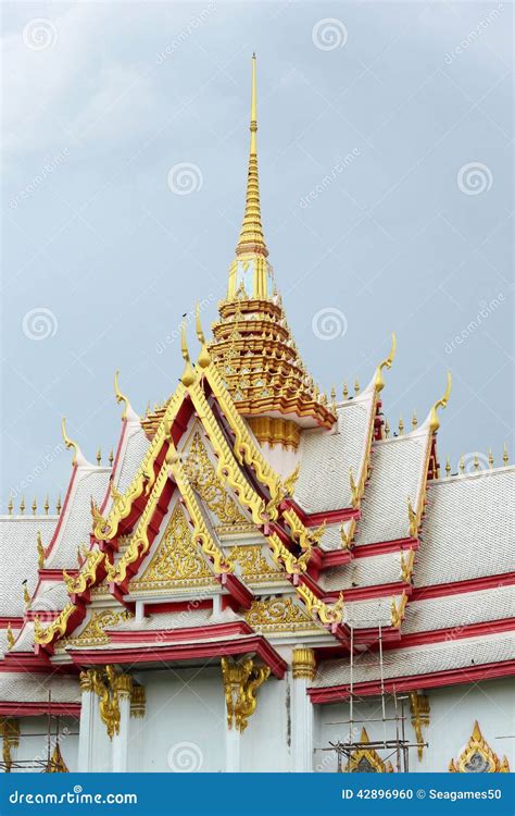 Temple Thailand Sculpture with Sky Stock Photo - Image of golden, landscape: 42896960