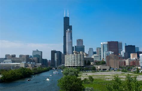 16 Best Neighborhoods To Visit In Chicago | Chicago neighborhoods, The neighbourhood, Chicago