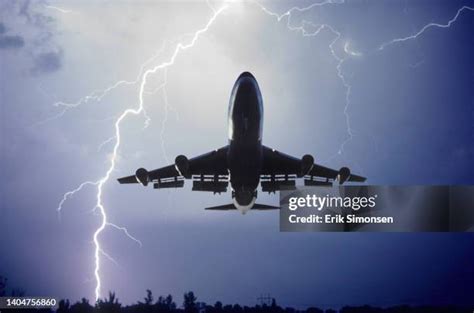 Boeing 747 200 Photos and Premium High Res Pictures - Getty Images