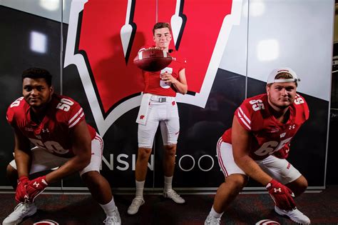 Inside Graham Mertz’s journey to Wisconsin