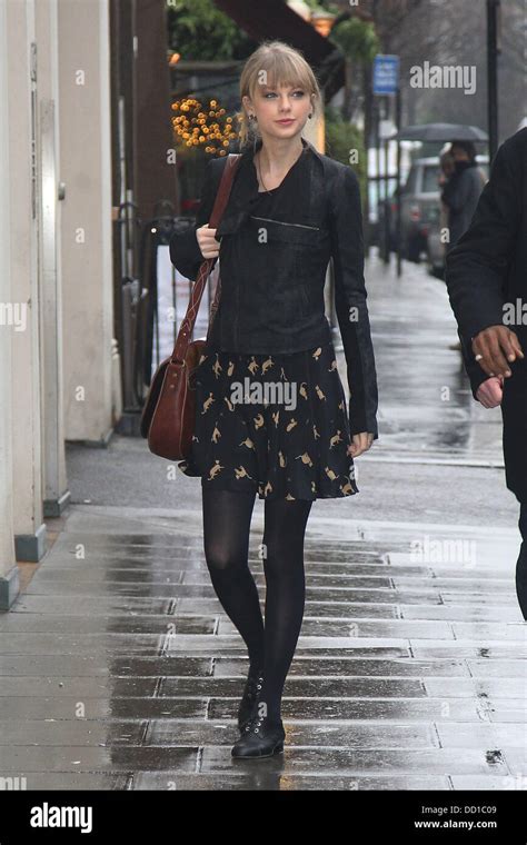 Taylor Swift out and about in central London London, England - 24.01.12 ...