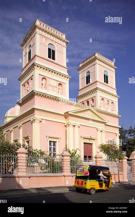 French Colonial Architecture, Pondicherry, South India Stock Photo - Alamy