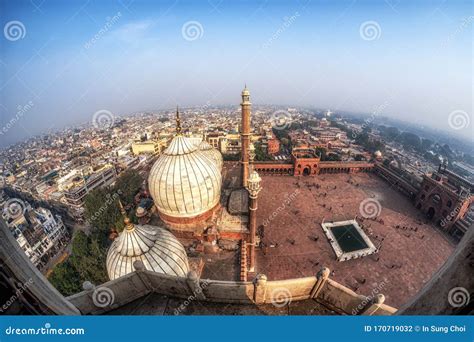 View of Jama Masjid and New Delhi Stock Photo - Image of islam, minaret ...