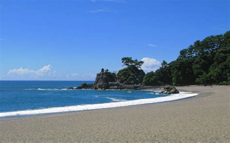 Katsurahama Beach / Shikoku / Japan // World Beach Guide