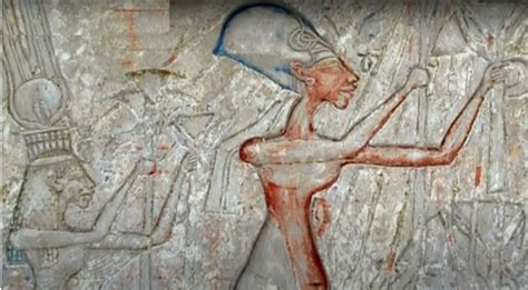 Akhenaten and Nefertiti : r/OutoftheTombs