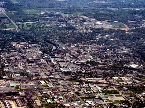 South Bend, Indiana - Wikipedia | South bend indiana, South bend, Notre dame campus