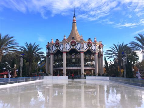 California's Great America WinterFest: Holiday Theme Park Family Fun ...