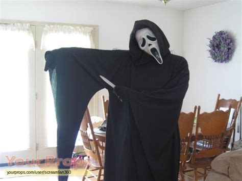 Scream 2 scream 2 robe original movie costume