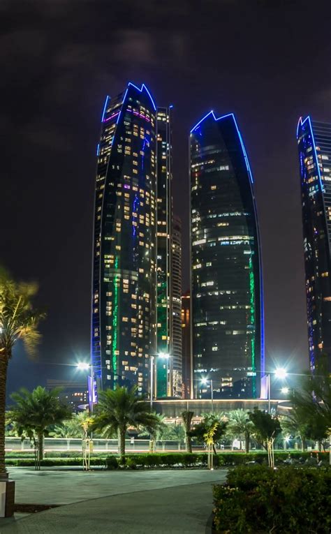 Download wallpaper 950x1534 night of city, etihad towers, abu dhabi, city, iphone, 950x1534 hd ...