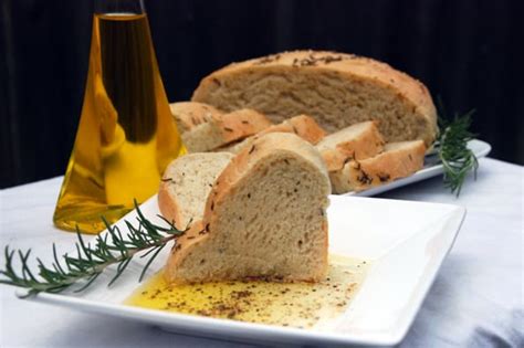 Rosemary Bread | Zestuous