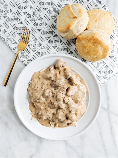 The Best Southern Biscuits and Gravy! | Recipe | Southern biscuits ...