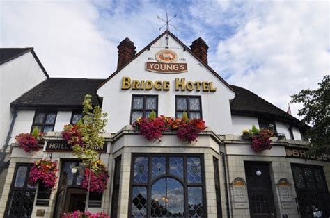 The Bridge Hotel, Greenford, Pub and Restaurant, UB6 8ST | Pubs and restaurants, Hotel, Restaurant