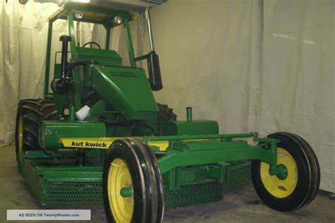 John Deere Green Kut Kwick Road Master