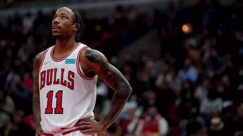 Bulls: Report: Chicago Bulls sign-and-trade guard DeMar DeRozan to Sacramento, get draft picks ...