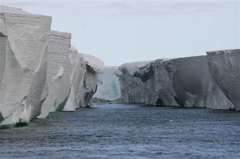 Research uncovered new, surprising melting patterns beneath the Ice ...