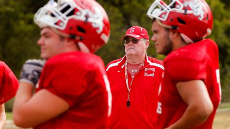 Oklahoma high school football: Longtime Sulphur coach Jim Dixon dies