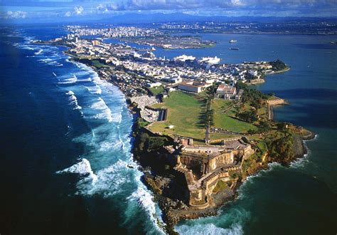 Puerto Rico's El Morro Fort. Puerto rico vacation, San juan puerto rico, Places to visit HD ...