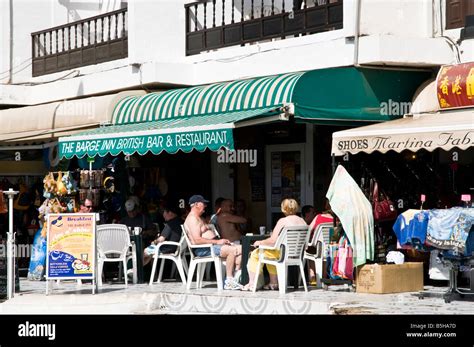 dh PUERTO DEL CARMEN LANZAROTE The Barge Inn British Bar and Restaurant ...