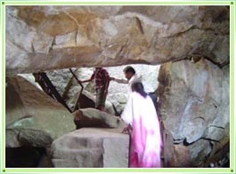 Edakkal Caves - Edakkal Caves Wayanad - Edakkal Caves Wayanad Kerala