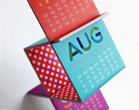 10 Creative & Interesting Calendar Designs For Inspiration 2018 | Calendar design, Calendar ...