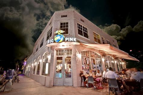 Big Pink | South Beach | Diner | Restaurant