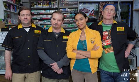 Kevin Smith Reveals First Look at 'Clerks III' Along with Story Details ...