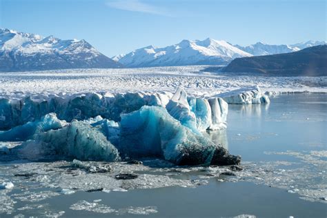 Knik Glacier Helicopter Tour - Heli Alaska, Inc.