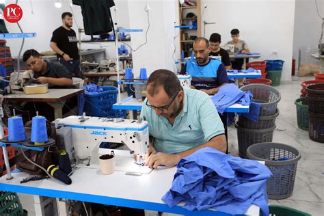 This is How Gaza’s Beautiful School Uniforms are Made - PHOTO GALLERY - Palestine Chronicle