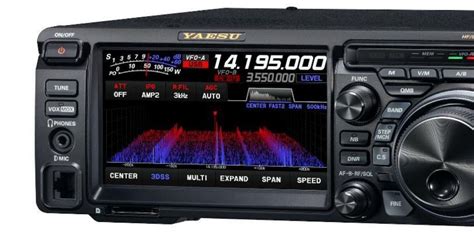 The new Yaesu FTDX10: Yaesu’s latest hybrid SDR HF transceiver | The SWLing Post