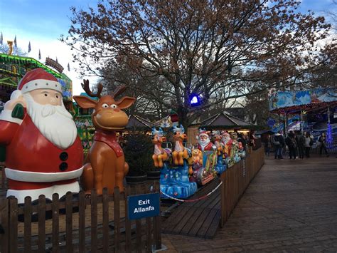 Cardiff Winter Wonderland - The Thumbs Up