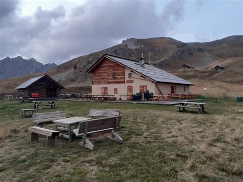 Thru-Hiking the Queyras National Park : 8-day in French Alps