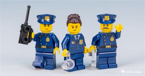 LEGO Modulars 10278 Police Station-TBB Review-RF6A5-68 - The Brothers ...