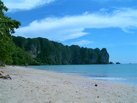 Archivo:Ao Nang Beach.JPG - Wikipedia, la enciclopedia libre