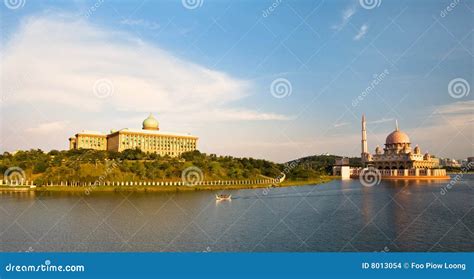 Putrajaya Lake, Malaysia stock photo. Image of kuala, horizon - 8013054