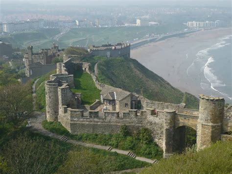 The 5 Best Castles in North Yorkshire (+ Haunted Castles in Yorkshire!)