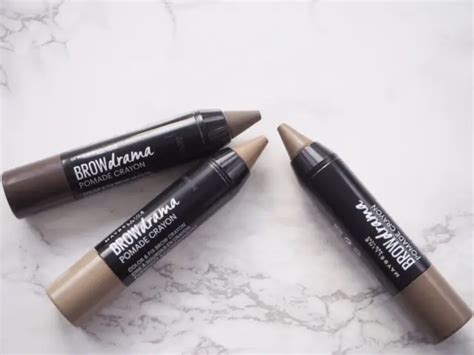 Maybelline Brow Pomade | British Beauty Blogger