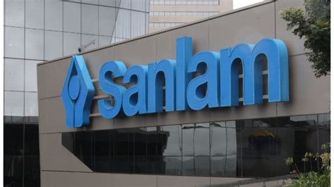 Sanlam Life Rewards Outstanding Sales Staff