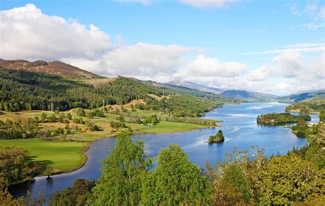 MichaelPocketList: Loch Tummel, Scotland as seen from the Queen's View ...