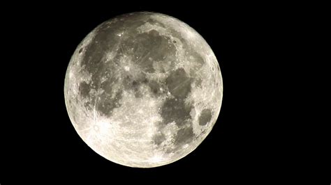 Strawberry Moon 2020: June's full moon is paired with lunar eclipse in some parts of the world ...