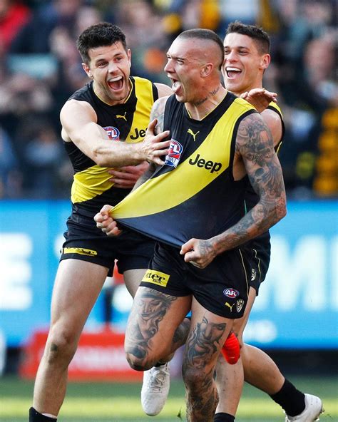 Richmond FC 🐯 Dusty kicks another goal 2019 GF Richmond Afl, Richmond Football Club, Sports Mix ...