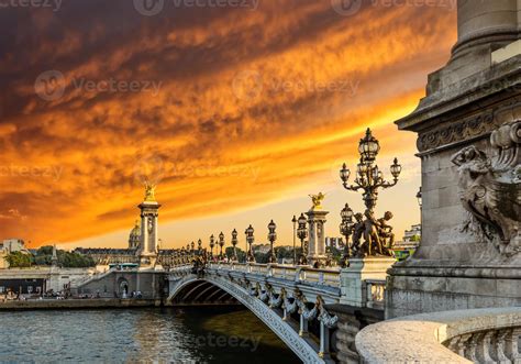 Fantastic sunset over Alexandre III bridge (Pont Alexandre III) 1180375 ...