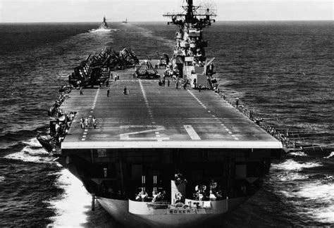 America's Essex-Class Aircraft Carriers Helped Win World War II And The Cold War | The National ...