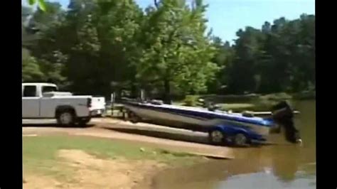 Collection Of Funny Boat Crashes And Boat Fails - YouTube