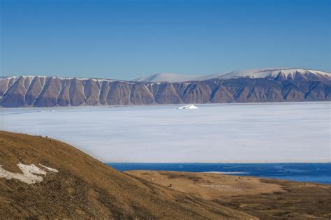 Qaanaaq: Winter vs. Summer | [Visit Greenland!]