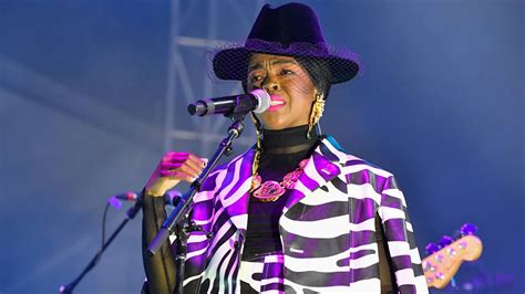 Lauryn Hill Teases 2023 Tour, Gets Onstage Surprise From Her Oldest ...